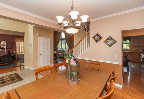 Chandelier, Dining room, Interior, Living room, Wood Texture Flooring