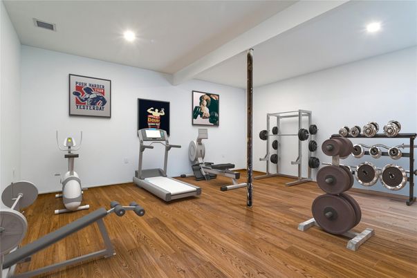 Fitness Equipment, Interior, Recessed Lighting, Wood Texture Flooring