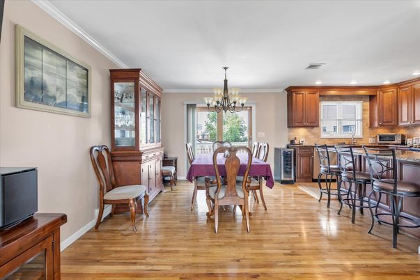 Chandelier, Dining room, Interior, Kitchen, Recessed Lighting, Wood Texture Flooring
