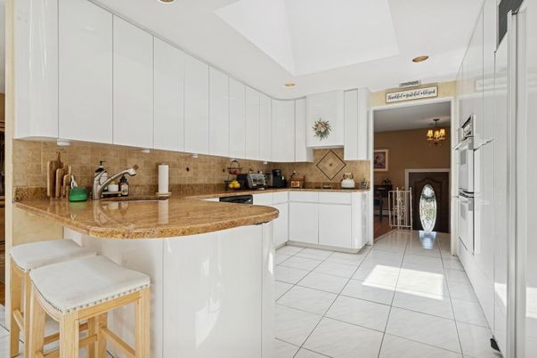 Chandelier, Interior, Kitchen, Recessed Lighting