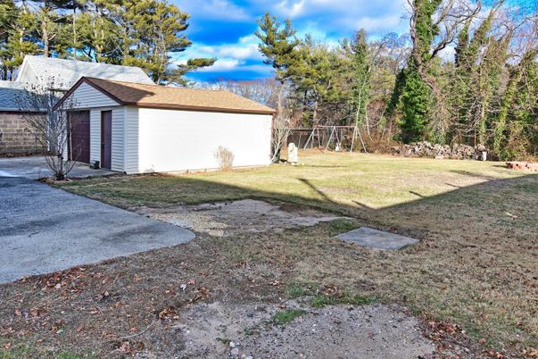 Backyard, Detached Garage, Exterior