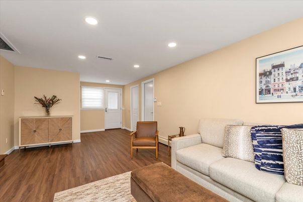 Interior, Living room, Recessed Lighting, Wood Texture Flooring