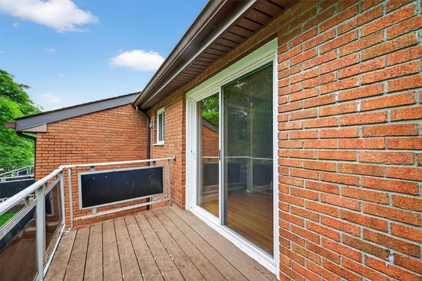 Exterior, Wood Texture Flooring