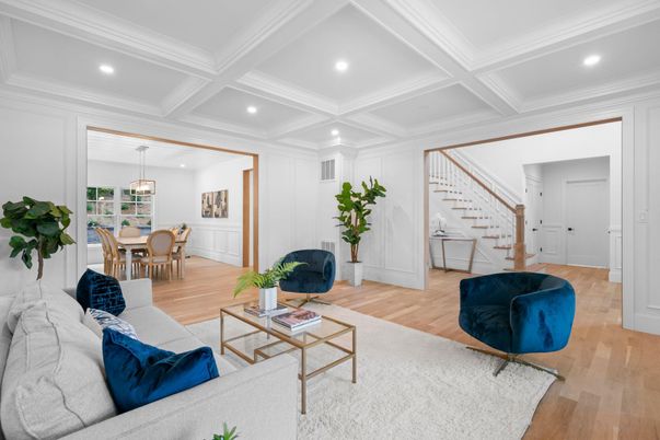 Chandelier, Dining room, Interior, Living room, Recessed Lighting, Wood Texture Flooring