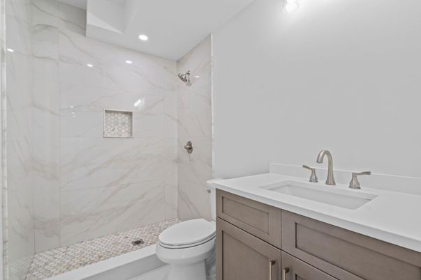 Bathroom, Interior, Marble Walls, Recessed Lighting