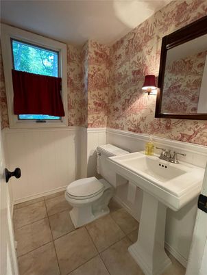 Bathroom, Interior