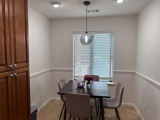 Dining room, Interior, Pendant Lights