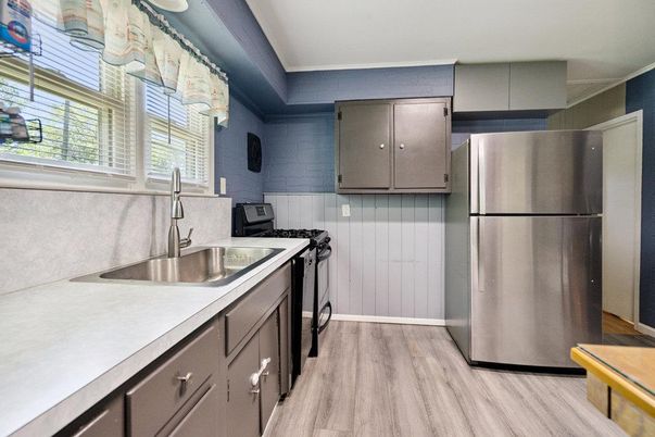 Interior, Kitchen, Stainless Steel Appliances, Wood Texture Flooring