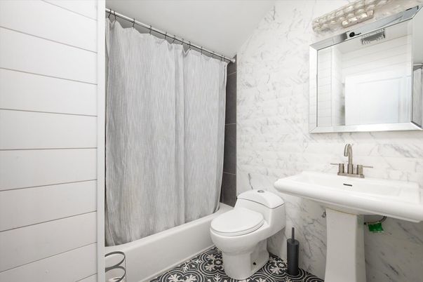 Bathroom, Interior, Marble Walls