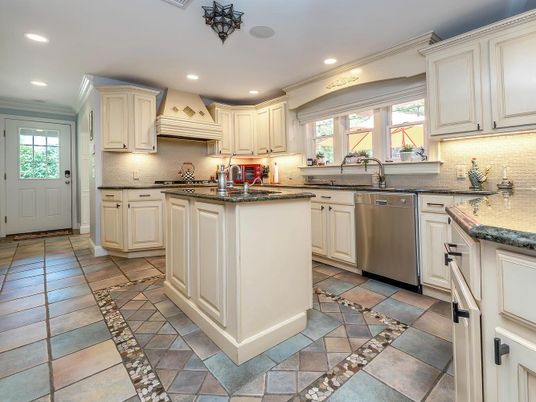 Interior, Kitchen, Recessed Lighting