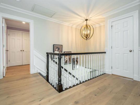 Interior, Pendant Lights, Recessed Lighting, Wood Texture Flooring