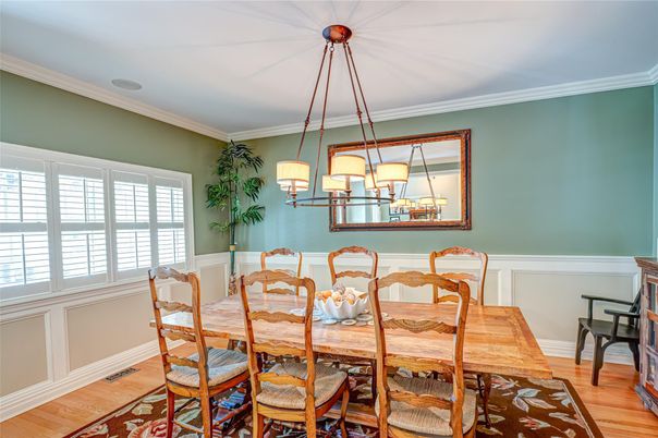 Chandelier, Dining room, Interior, Wood Texture Flooring