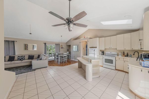 Dining room, Interior, Kitchen, Living room