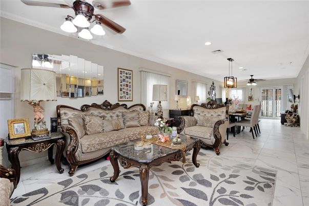 Dining room, Interior, Living room, Marble, Pendant Lights, Recessed Lighting