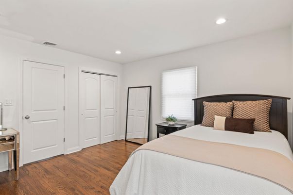 Bedroom, Interior, Recessed Lighting, Wood Texture Flooring