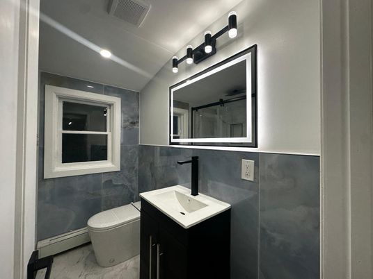 Bathroom, Interior, Marble, Recessed Lighting