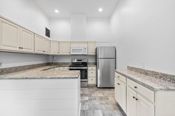 Interior, Kitchen, Recessed Lighting