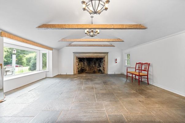 Empty room, Fireplace, Interior, Wooden Beams