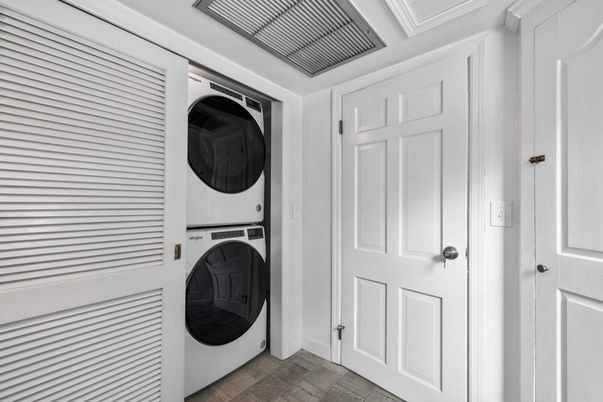 Interior, Utility Closets, Washer