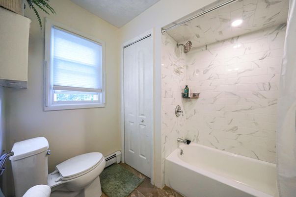 Bathroom, Interior, Marble Walls, Recessed Lighting