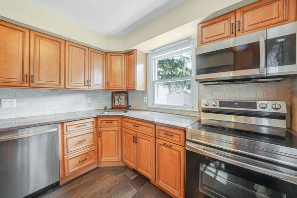Interior, Kitchen, Stainless Steel Appliances, Wood Texture Flooring