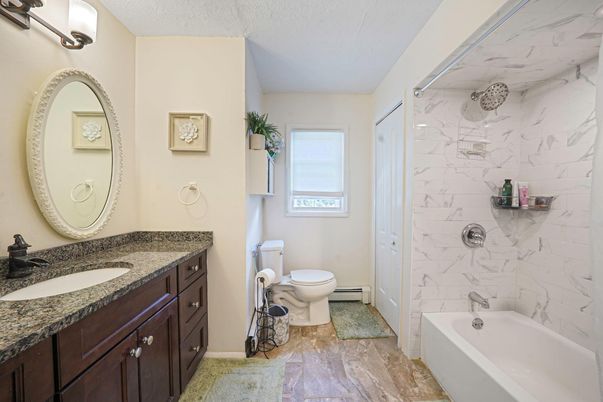 Bathroom, Interior, Marble Walls
