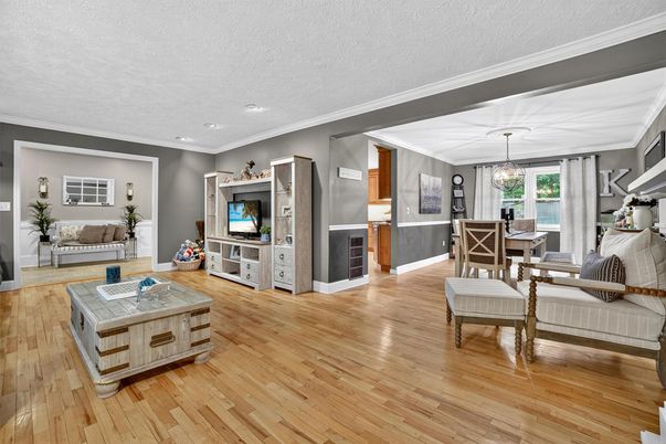 Chandelier, Dining room, Interior, Living room, Wood Texture Flooring