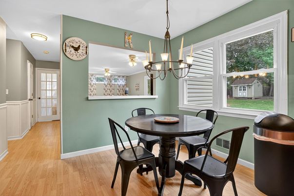 Chandelier, Dining room, Interior, Pendant Lights, Wood Texture Flooring