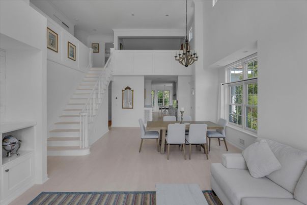 Dining room, Interior, Pendant Lights, Recessed Lighting