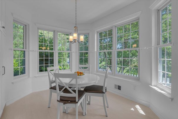 Chandelier, Dining room, Interior