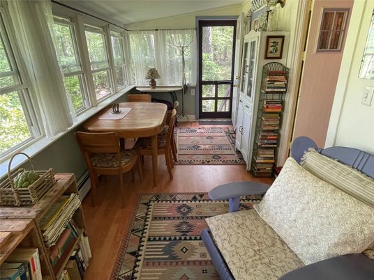Dining room, Interior, Sun Room, Wood Texture Flooring