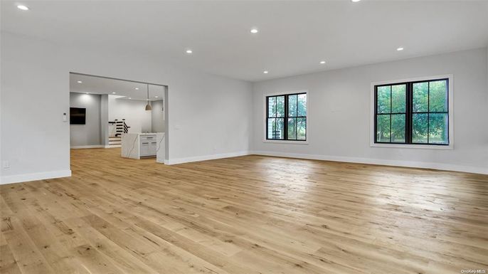 Empty room, Interior, Recessed Lighting, Wood Texture Flooring