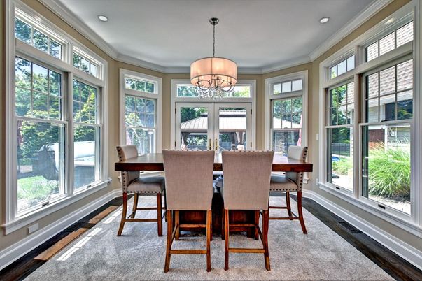 Chandelier, Dining room, Interior, Recessed Lighting, Sun Room, Wood Texture Flooring