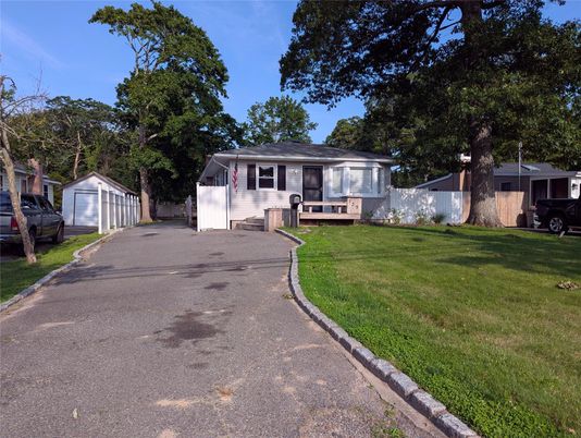 Backyard, Detached Garage, Exterior