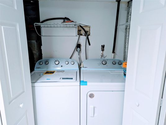 Interior, Utility Closets, Washer