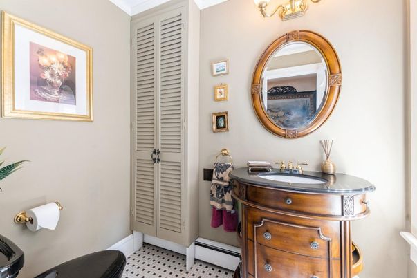 Bathroom, Interior