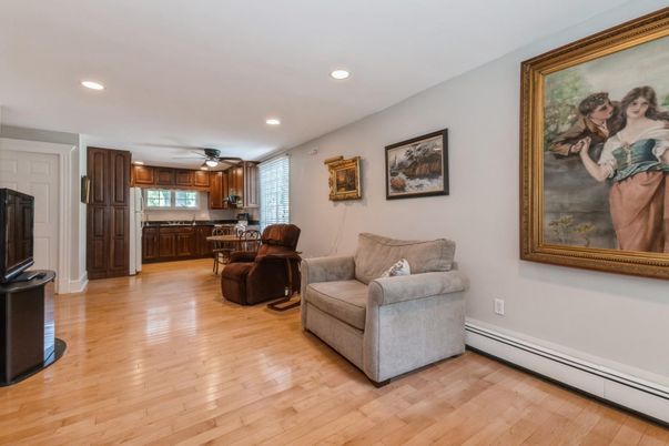 Dining room, Interior, Kitchen, Recessed Lighting, Wood Texture Flooring