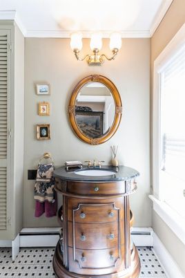 Bathroom, Interior