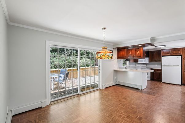 Interior, Kitchen, Pendant Lights, Wood Texture Flooring