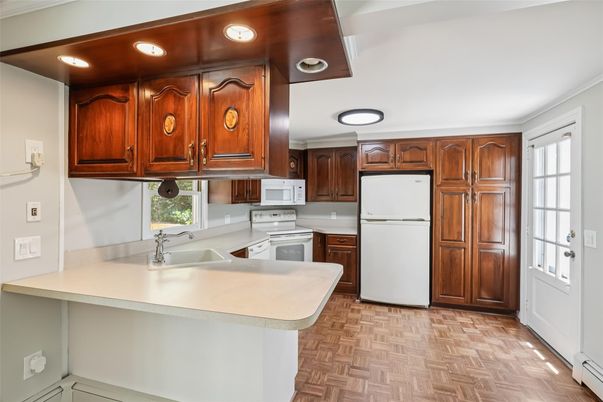 Interior, Kitchen, Recessed Lighting, Wood Texture Flooring