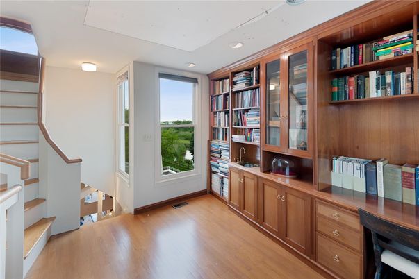 Interior, Recessed Lighting, Wood Texture Flooring