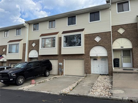 Attached, Exterior, Facade, Brick Facade, Rowhouse