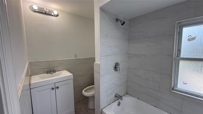 Bathroom, Interior, Marble Walls