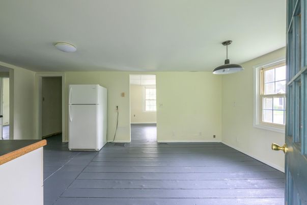 Empty room, Interior, Pendant Lights, Wood Texture Flooring