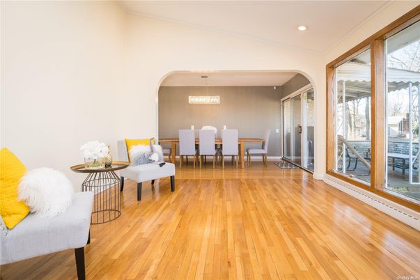 Dining room, Interior, Pendant Lights, Recessed Lighting, Wood Texture Flooring