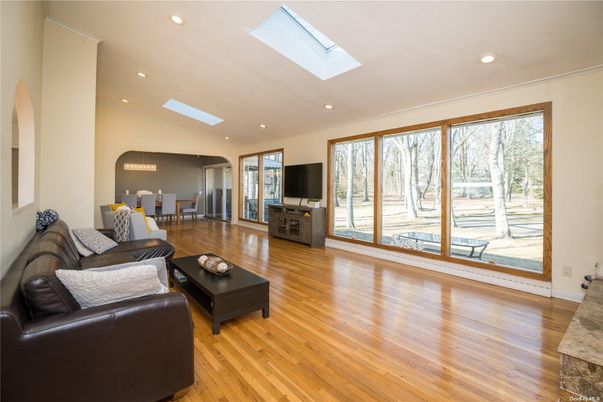 Dining room, Interior, Living room, Recessed Lighting, Wood Texture Flooring