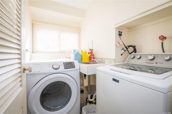 Interior, Utility Closets, Washer