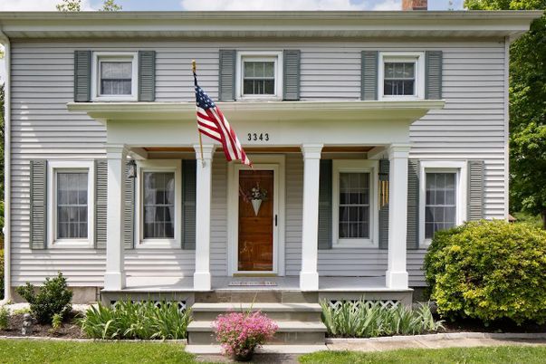 Exterior, Facade, Georgian