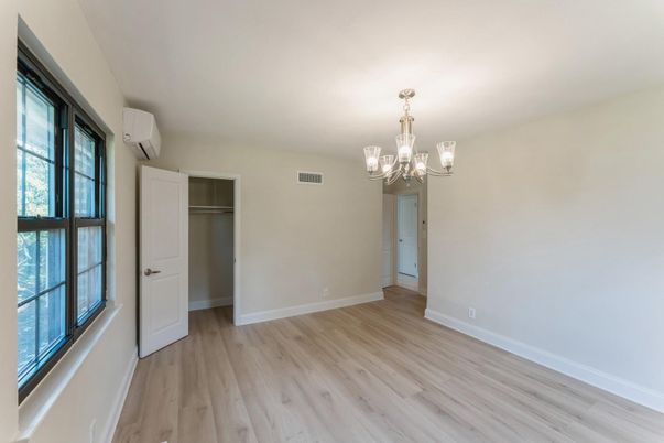 Chandelier, Empty room, Interior, Wood Texture Flooring