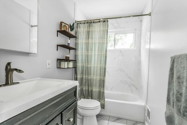 Bathroom, Interior, Marble, Marble Walls